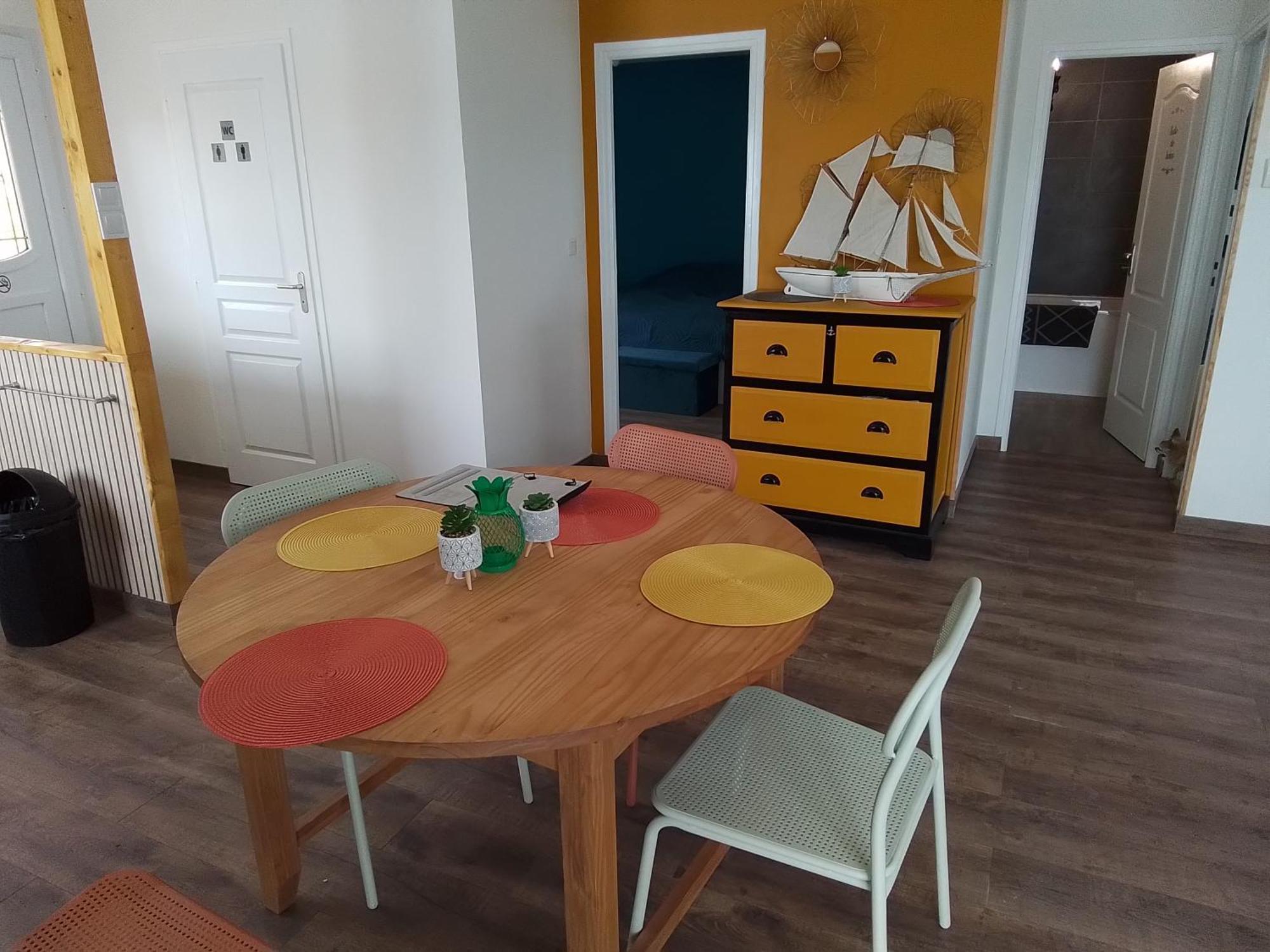 Le Gite Du Detroit Apartment Coulogne Bagian luar foto
